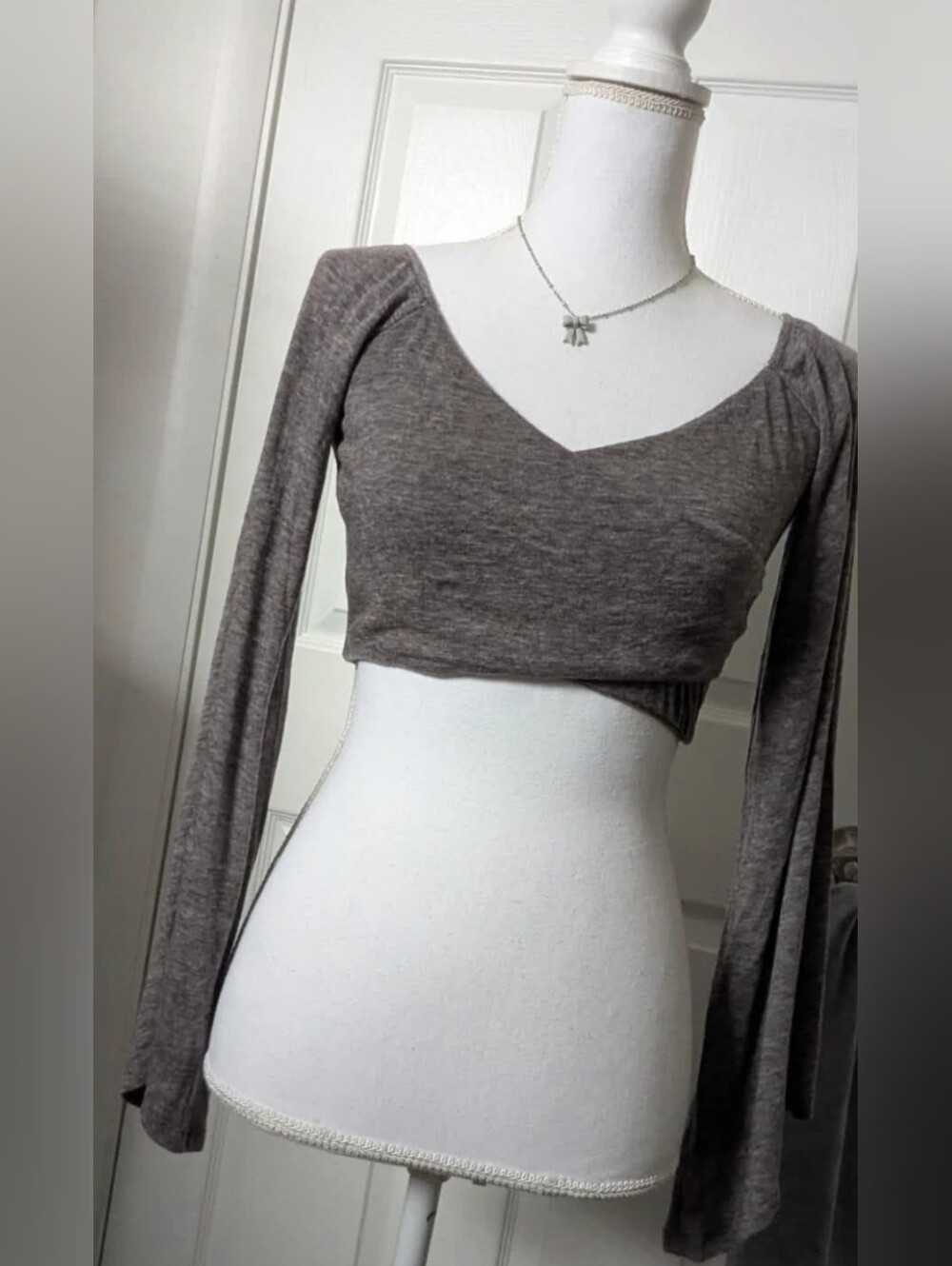 Olivaceous NWT Tencel Wool Balletcore Cropped Long Sleeve Top M